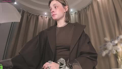 Naomi online show from September 2025 11:41:01 PM