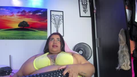 Snapshot of naomiasha_ chatting on January 2025 09:20:02 PM online show from January 2025 09:20:02 PM
