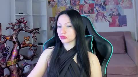 Naomi online show from November 2025 05:40:01 AM