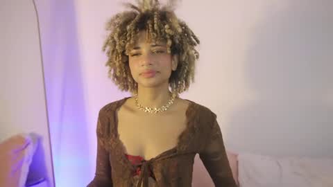 naomidawson online show from April 2026 01:36:01 AM