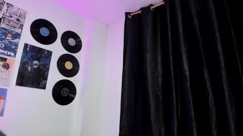 naomiharuno online show from October 2025 02:04:01 AM