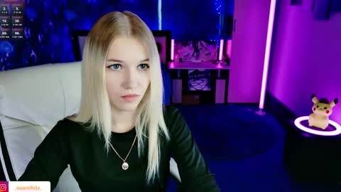 naomihita online show from April 2026 02:32:02 PM