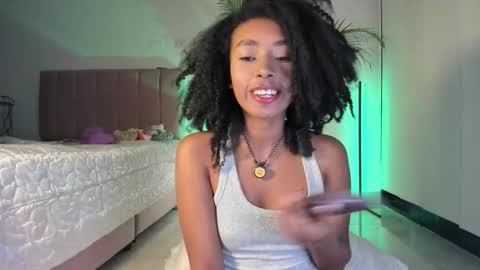 Snapshot of naomii1020 chatting on October 2025 01:24:02 AM Naomii online show from October 2025 01:24:02 AM