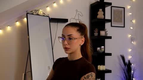 Snapshot of naomii_20 chatting on October 2025 07:02:02 PM naomii_20 online show from October 2025 07:02:02 PM