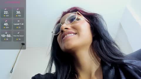 Snapshot of naomiiii__ chatting on December 2024 05:26:02 AM naomiiii online show from December 2024 05:26:02 AM