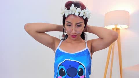 Snapshot of naomiiii__ chatting on January 2025 07:07:02 PM naomiiii online show from January 2025 07:07:02 PM