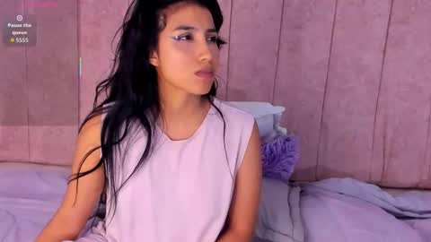 Snapshot of naomiiii__ chatting on September 2025 05:07:02 AM naomiiii online show from September 2025 05:07:02 AM