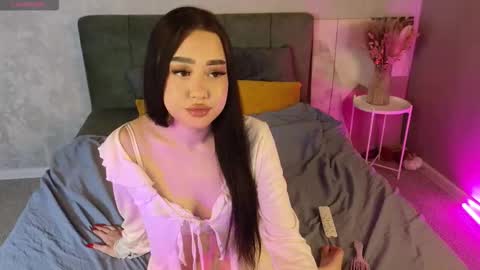 Naomi online show from February 2026 05:57:02 AM