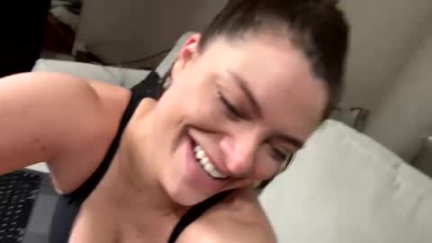 Naomi online show from September 2025 09:09:02 PM