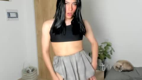 Snapshot of naomimoore chatting on June 2026 08:07:02 PM Naomi Moore online show from June 2026 08:07:02 PM