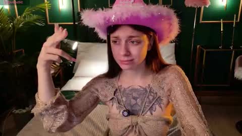 Naomi online show from September 2025 04:49:01 AM