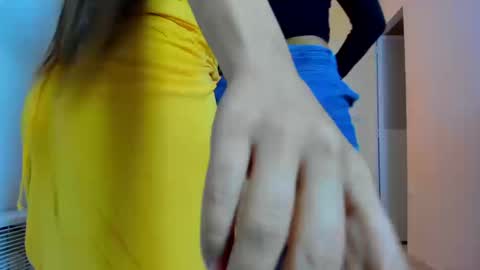 naomis_35 online show from October 2025 08:22:01 PM