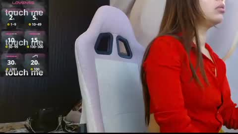 Naomis online show from July 2026 01:47:02 PM