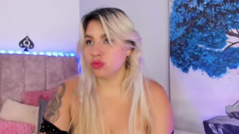 Laura  online show from April 2026 12:29:02 PM