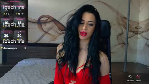 Snapshot of naomiscarlett chatting on February 2025 11:31:02 AM NaomiScarlett online show from February 2025 11:31:02 AM