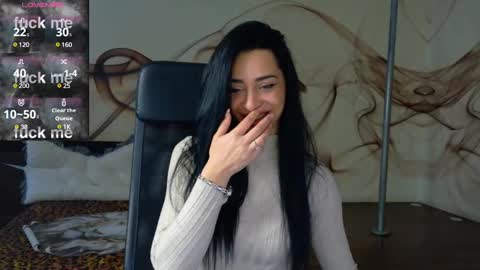 Snapshot of naomiscarlett chatting on February 2025 03:38:02 PM NaomiScarlett online show from February 2025 03:38:02 PM