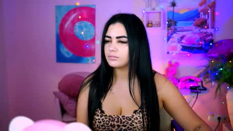 naomiwilsons online show from September 2025 12:19:01 PM