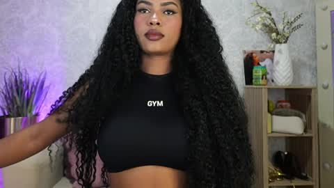 Naomi     online show from May 2026 10:22:02 PM