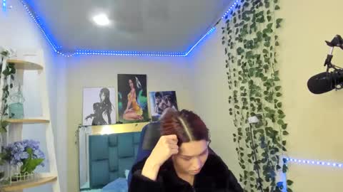 naomy online show from December 2024 02:04:01 AM