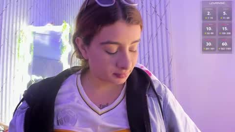 Naomy  online show from March 2026 03:34:01 AM