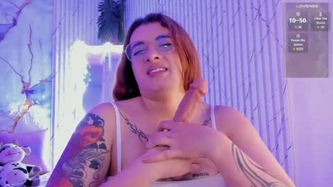 Naomy  online show from April 2026 06:19:01 AM