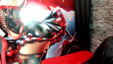 naomy  online show from November 2025 11:32:02 AM