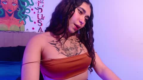 Snapshot of naomybenedetti chatting on January 2025 10:56:01 PM Nao online show from January 2025 10:56:01 PM