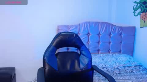 Nao online show from October 2025 01:00:02 PM