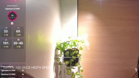 Snapshot of naomymonroe_ chatting on January 2025 07:18:01 PM Naomy online show from January 2025 07:18:01 PM