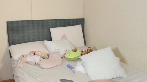 Naree online show from February 2025 06:04:01 PM