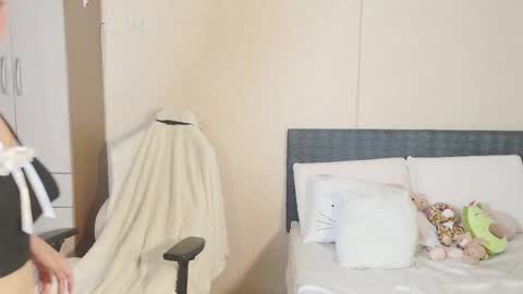 Naree online show from March 2025 02:21:02 PM