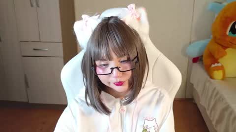 Naree online show from May 2026 01:59:01 PM
