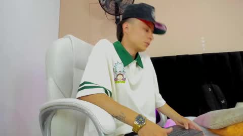 Nascary Fox online show from September 2025 08:21:02 PM