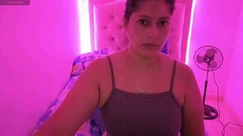 Nasly batista  online show from November 2025 02:12:01 AM