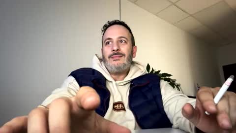 nassobout online show from April 2026 10:08:02 AM