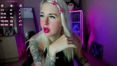 Snapshot of nastasya_cute chatting on June 2026 01:28:02 AM Nastya online show from June 2026 01:28:02 AM