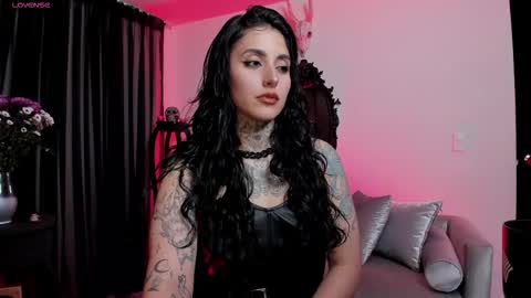 Goddess Alice online show from November 2025 08:24:01 AM