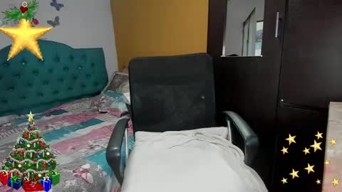 Natalia online show from December 2024 04:29:02 PM
