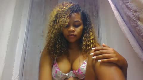 natachazz online show from March 2026 12:03:02 AM