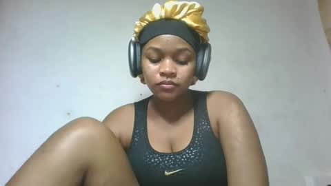 natachazz online show from April 2026 07:29:02 PM