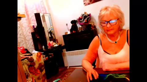 natali online show from January 2025 11:05:01 AM