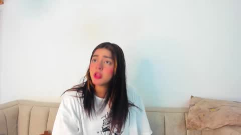 Naty  online show from February 2026 12:21:01 PM