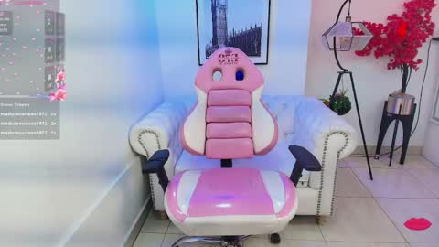 Natalia.  online show from April 2026 08:04:02 AM