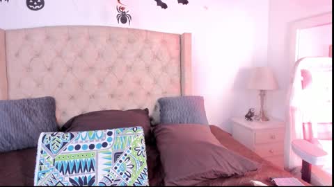 Natalia online show from October 2025 03:29:02 AM