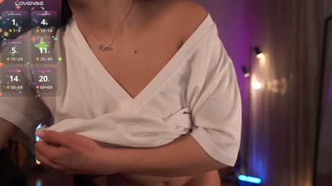 Snapshot of natalia_exotic chatting on January 2025 02:14:01 PM Natalia online show from January 2025 02:14:01 PM