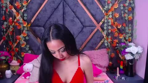 Snapshot of natalia_pinkk chatting on December 2024 12:13:01 PM natalia pinkk online show from December 2024 12:13:01 PM