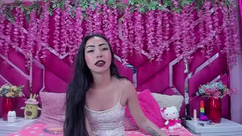 Snapshot of natalia_pinkk chatting on January 2025 11:35:01 PM natalia pinkk online show from January 2025 11:35:01 PM