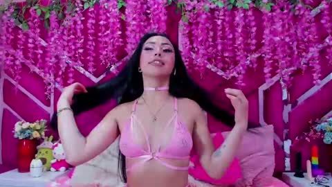 Snapshot of natalia_pinkk chatting on February 2025 09:22:01 AM natalia pinkk online show from February 2025 09:22:01 AM