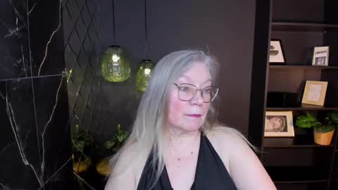 NataliCloud online show from February 2026 01:56:01 PM