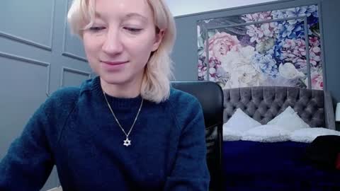 Snapshot of natalie_bitton chatting on December 2024 07:11:02 AM Natalie online show from December 2024 07:11:02 AM